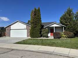 featured image of 1422 S Allante Pl