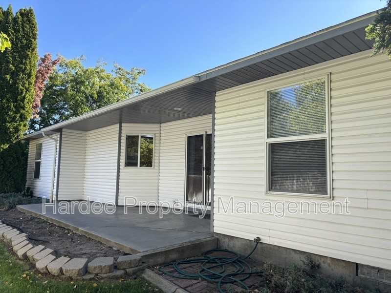 1422 S Allante Pl - Photo 2 of 20