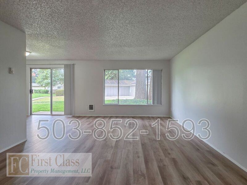 1384 Ne 186th Ave - Photo 2 of 18