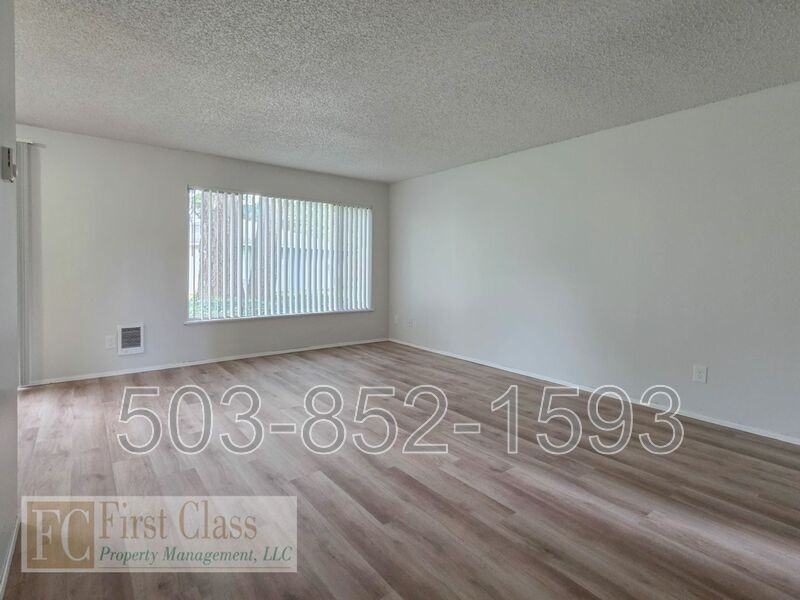 1384 Ne 186th Ave - Photo 3 of 18