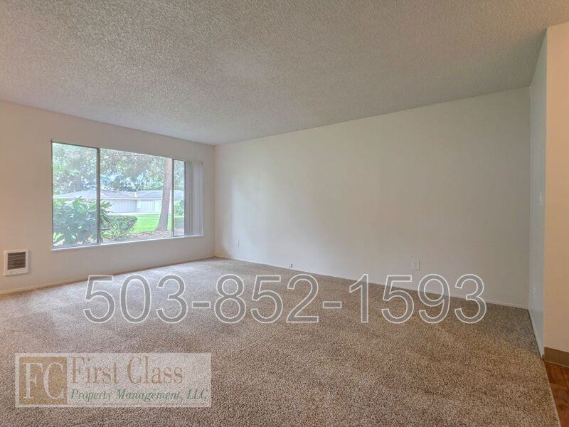 1366 Ne 186th Ave - Photo 3 of 17
