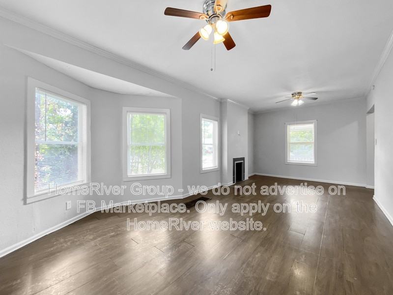 3341 Brooklyn Ave - Photo 3 of 21