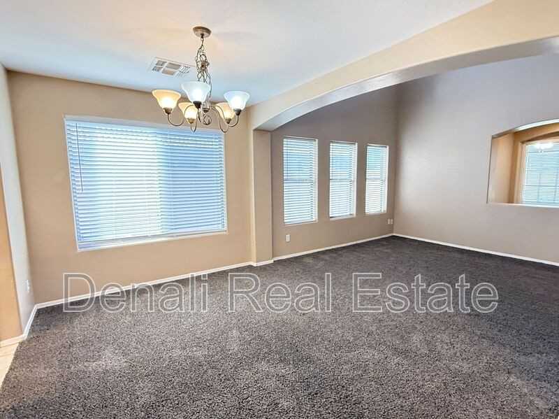 3363 E Flamingo Ct - Photo 5 of 30