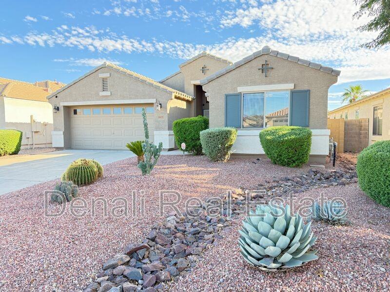 605 E Nancy Ave - Photo 2 of 28