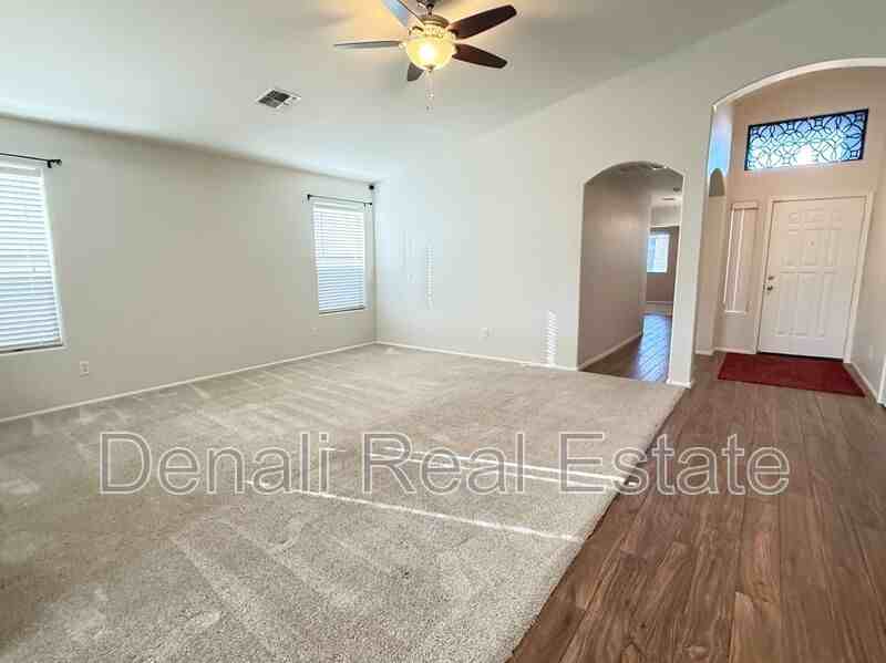 605 E Nancy Ave - Photo 6 of 28