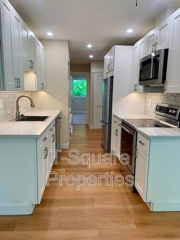 14140 74th Place Northeast #14D - Photo 3 of 29