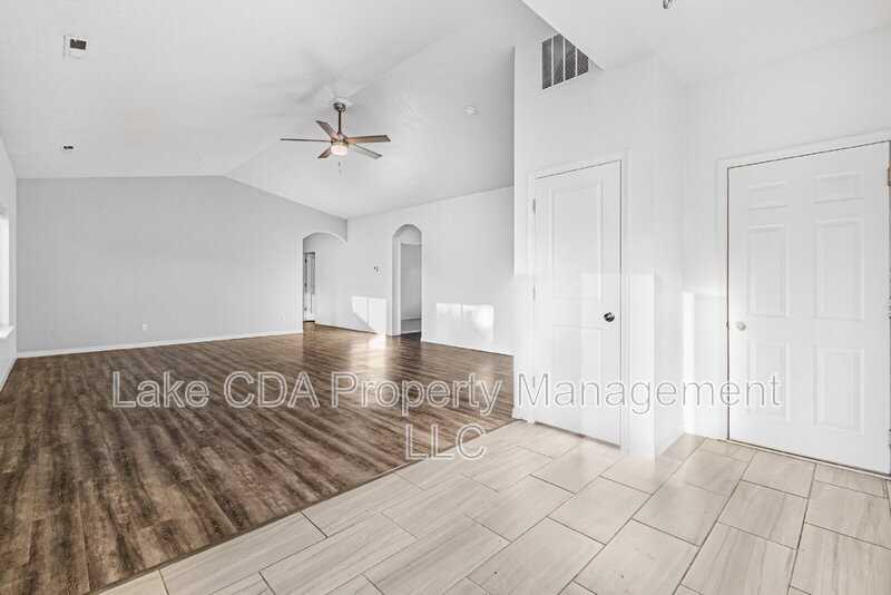 4747 W Princetown Ln - Photo 3 of 20