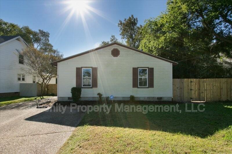 36 Old Fox Hill Rd - Photo 3 of 28
