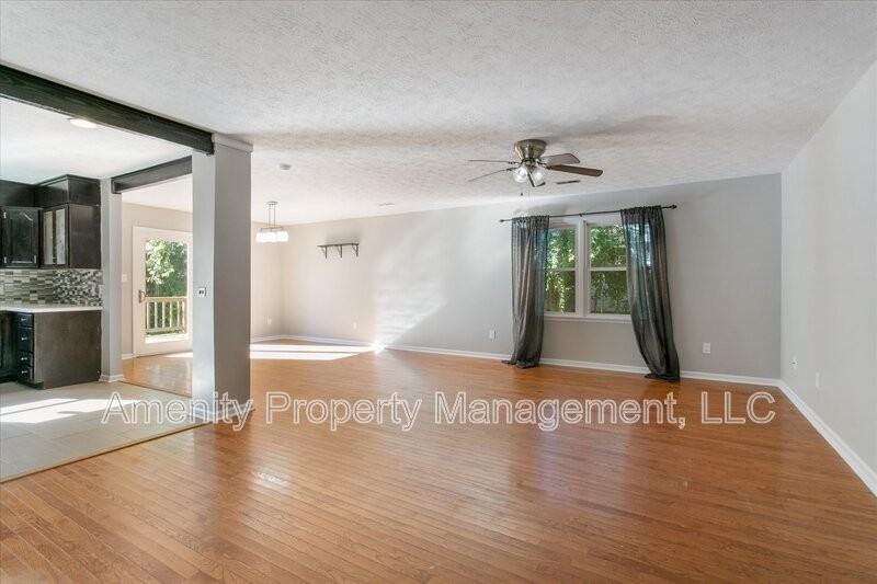 36 Old Fox Hill Rd - Photo 5 of 28