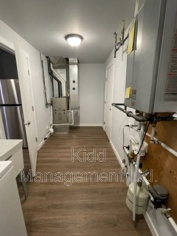 109 B - Photo 4 of 14