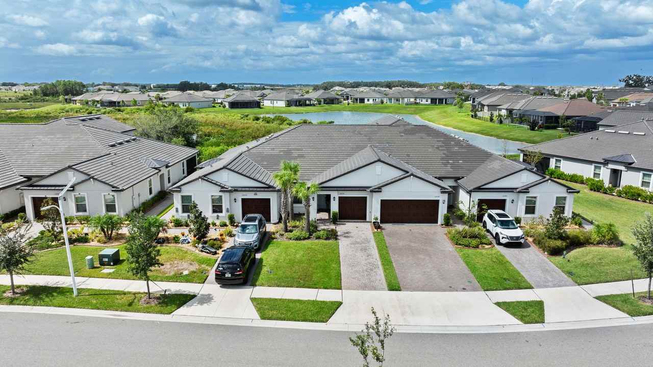 10232 Echo Dock Loop - Photo 2 of 44