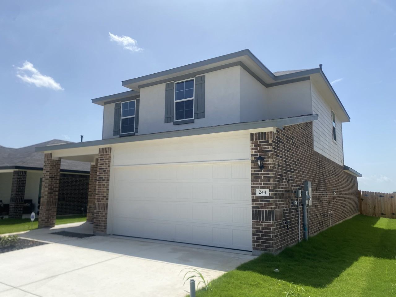 244 New Albany Ln - Photo 2 of 17