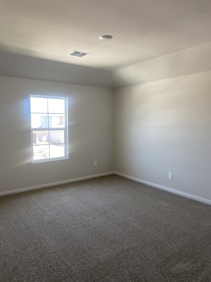 244 New Albany Ln - Photo 7 of 17