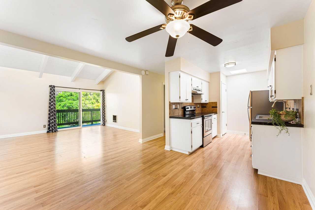 37 Dearborn Pl - Photo 3 of 7