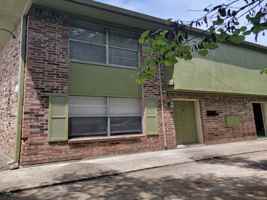 featured image of 2248 Hazel St