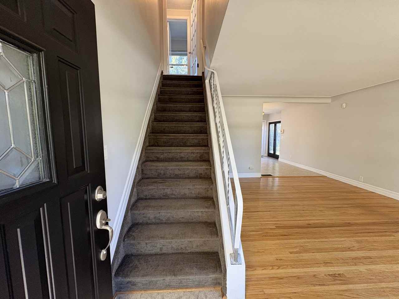 3191 Dandurand Ave - Photo 3 of 47