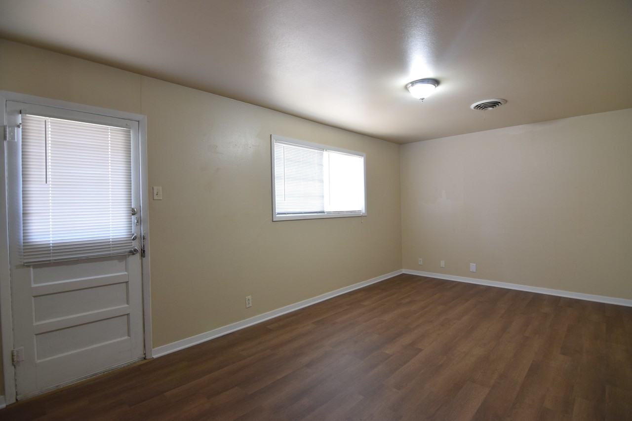 3009 Glenwood Dr - Photo 7 of 16