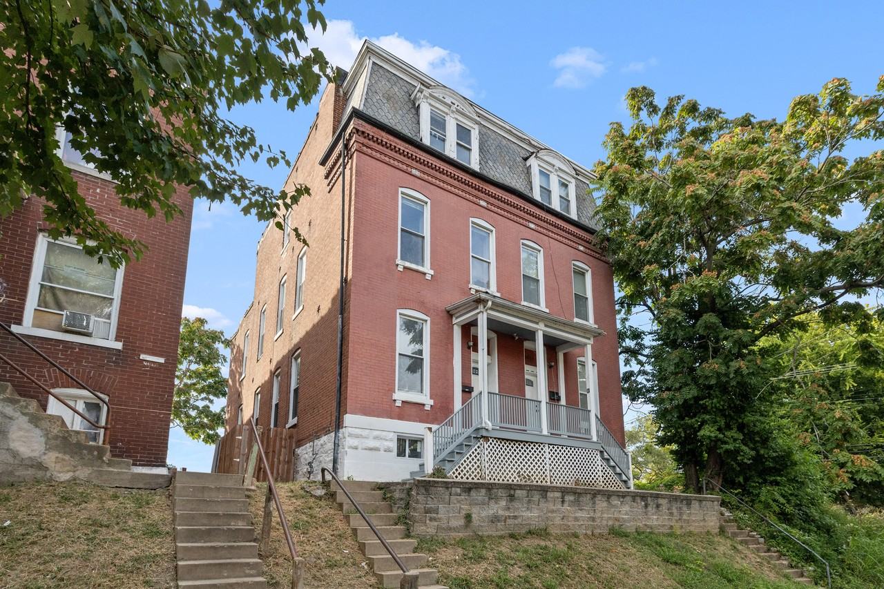 4621 Oregon Ave - Photo 3 of 27