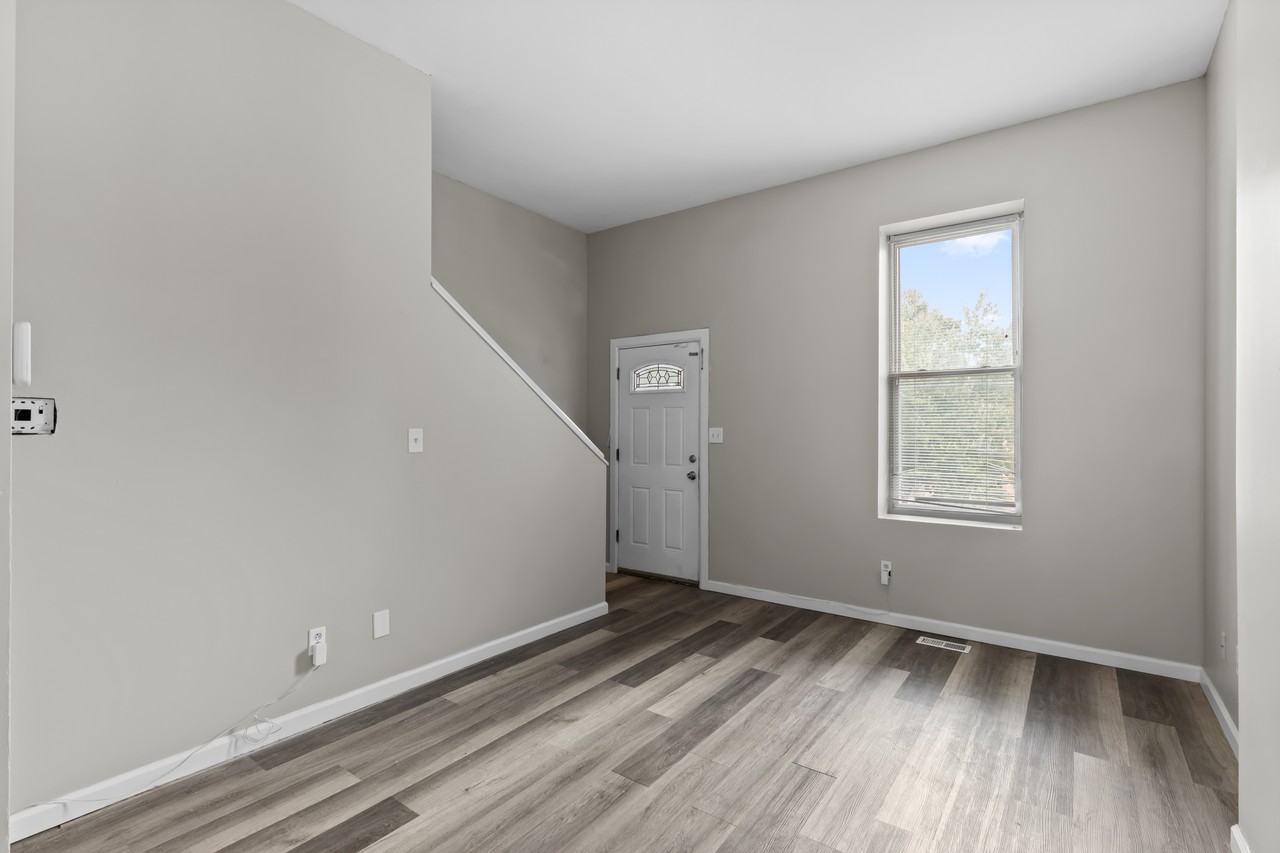 4621 Oregon Ave - Photo 6 of 27