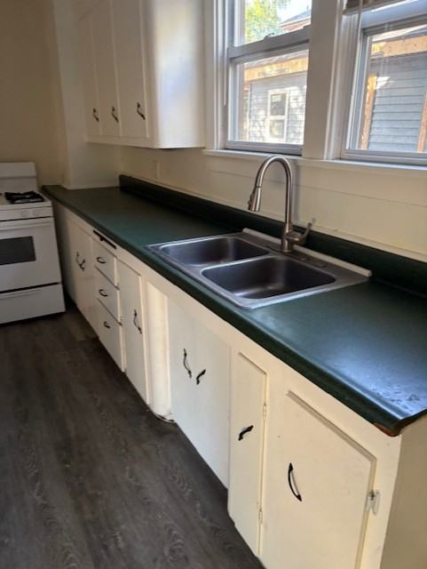 1151 Kenilworth Avenue Southeast - Photo 2 of 8