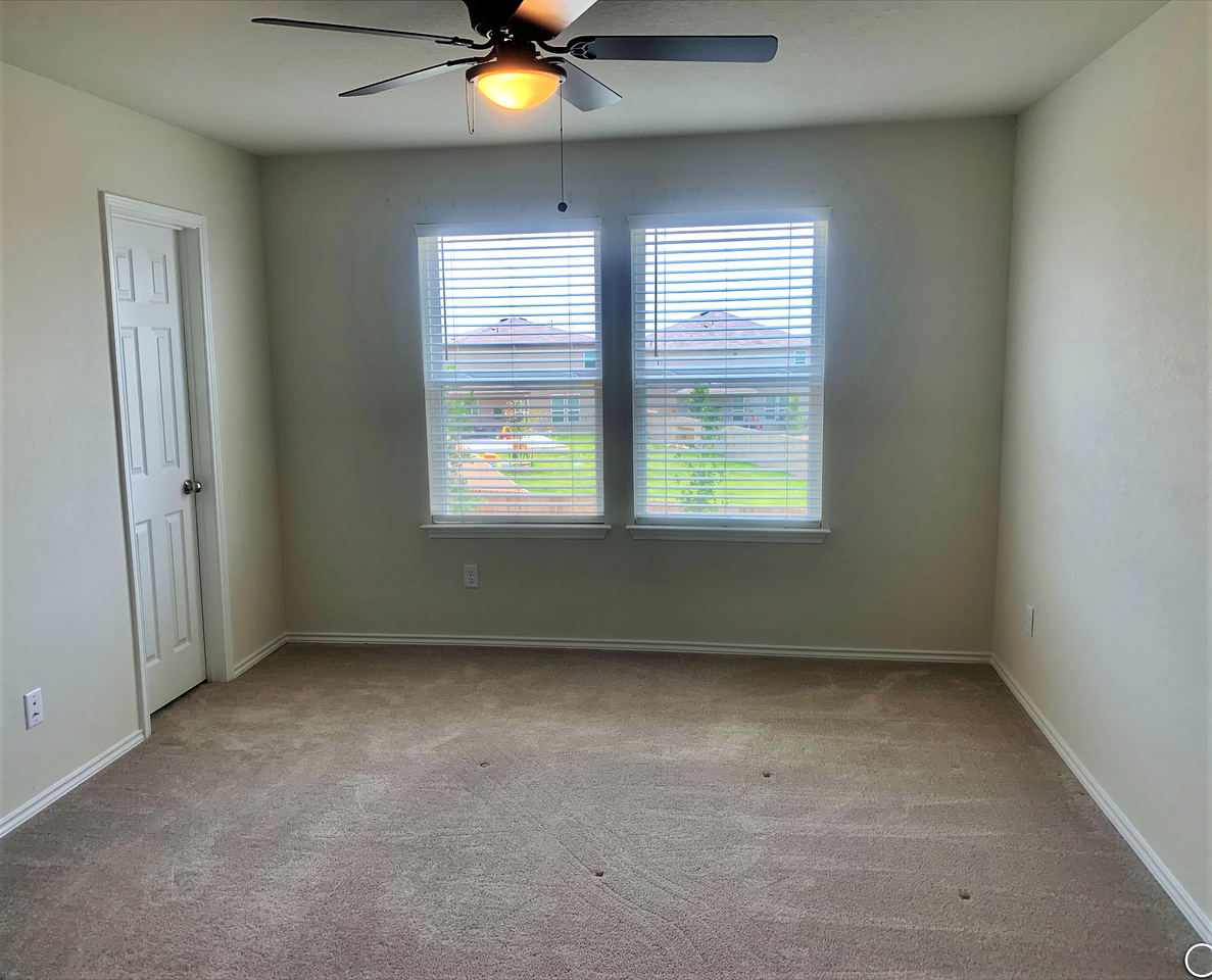 10370 Dunlap - Photo 6 of 20