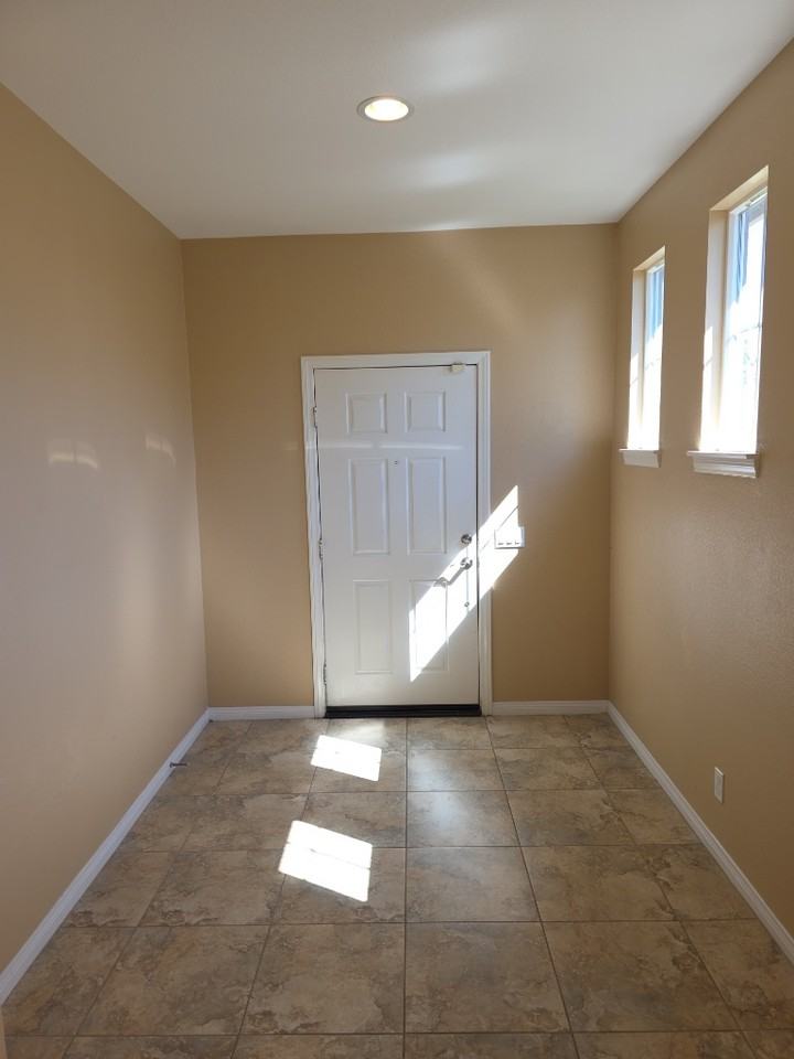 27635 Whisperwood Drive - Photo 3 of 47