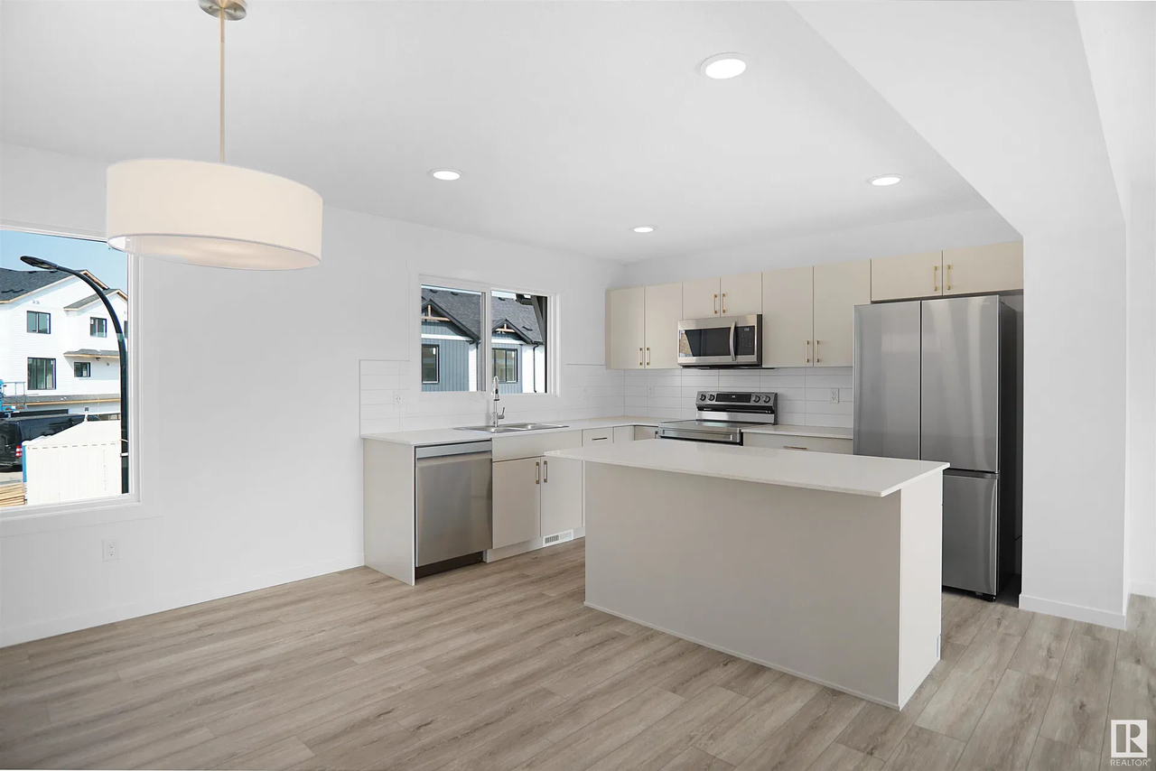 72 Second Avenue - Photo 5 of 31