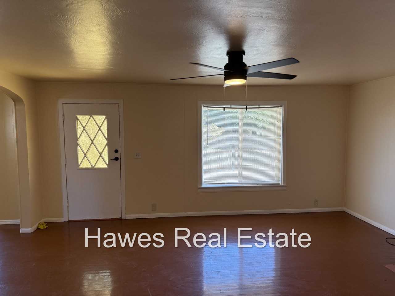 13269 Edgemont St - Photo 4 of 20