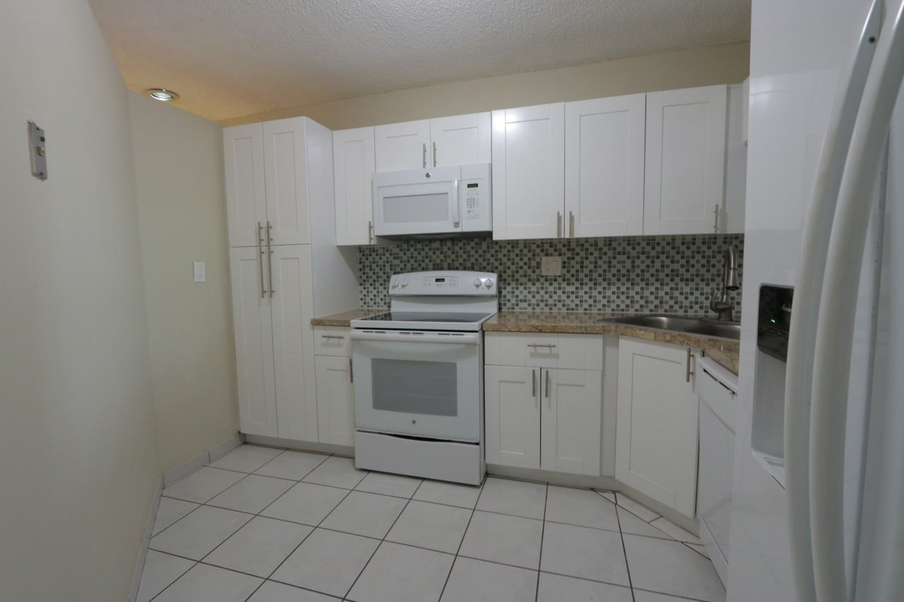 11165 Nw 7th St #203 - Photo 2 of 13