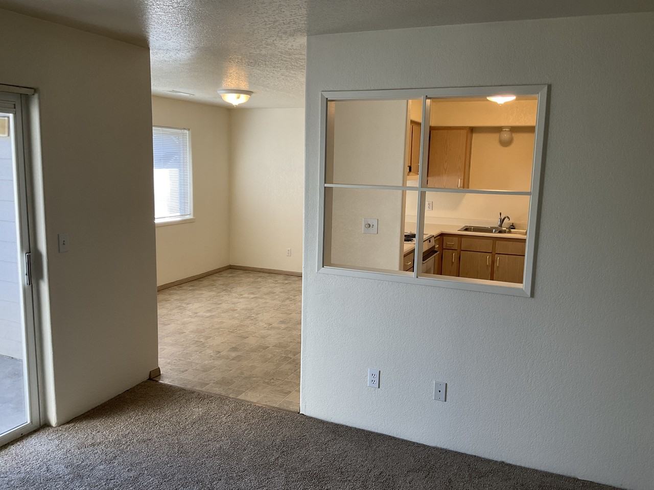 1652 Kellenbeck Avenue #D - Photo 5 of 9