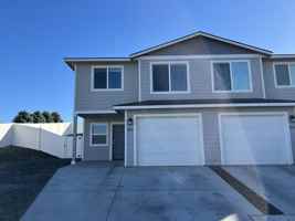 featured image of 6925 Hardrock Ct #6925