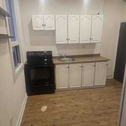 320 Bold Street - Photo 2 of 8