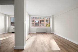 340 E 51st St #505 - Photo 1 of 1
