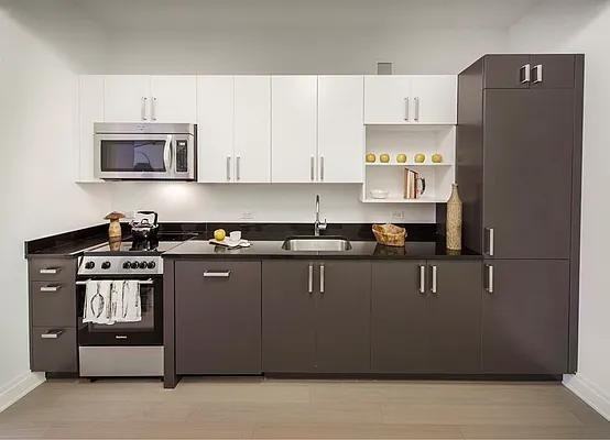 Pine St #4606 - Photo 2 of 20