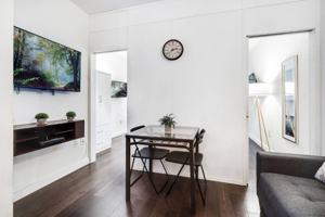 featured image of Wall St #906