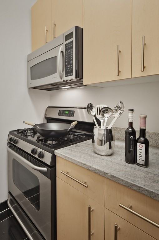 Washington St #6L - Photo 3 of 6