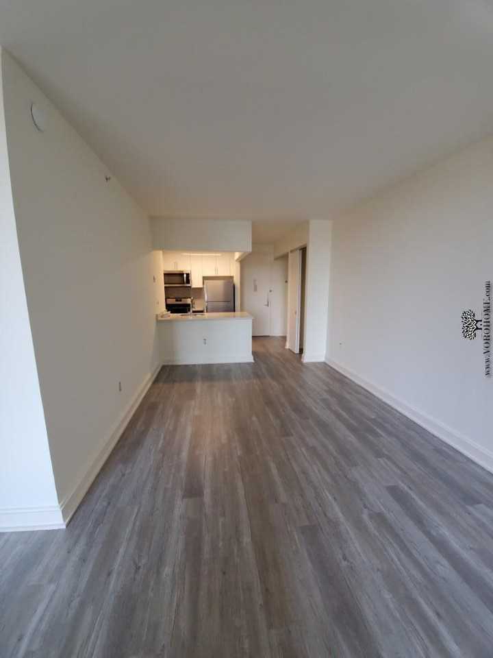 Hanover Sq #4S - Photo 3 of 12