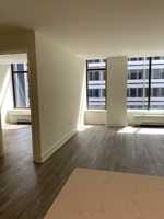 featured image of Hanover Sq #4S