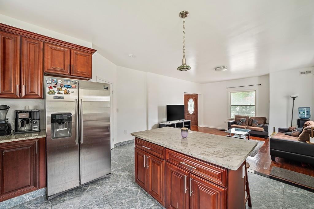 72 Standish Avenue - Photo 4 of 8