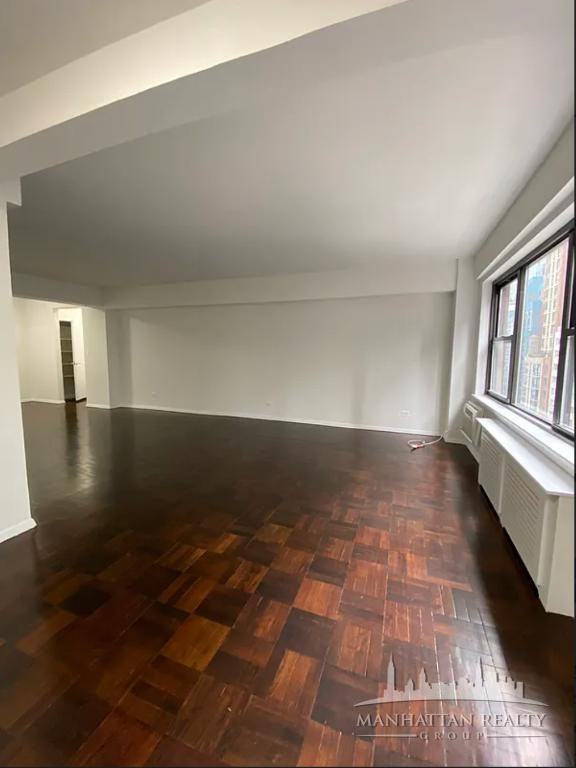 E 57th St #14A - Photo 7 of 8