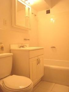 E 35th St #15F - Photo 3 of 5