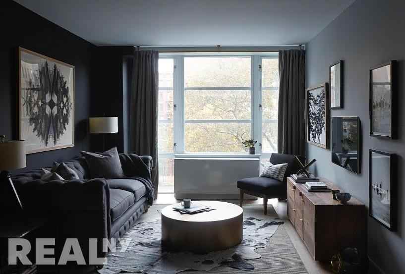 E Houston St #4G - Photo 2 of 5