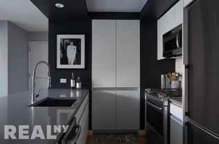 E Houston St #3G - Photo 1 of 1