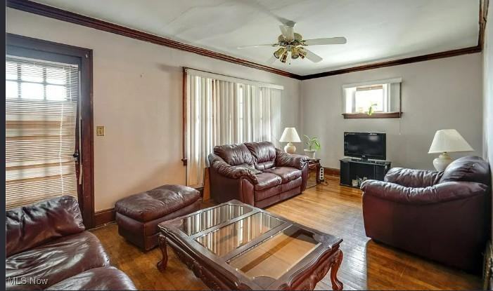 14300 Darwin Ave - Photo 2 of 10