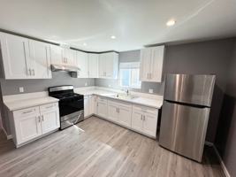 featured image of 370 N Palomares St