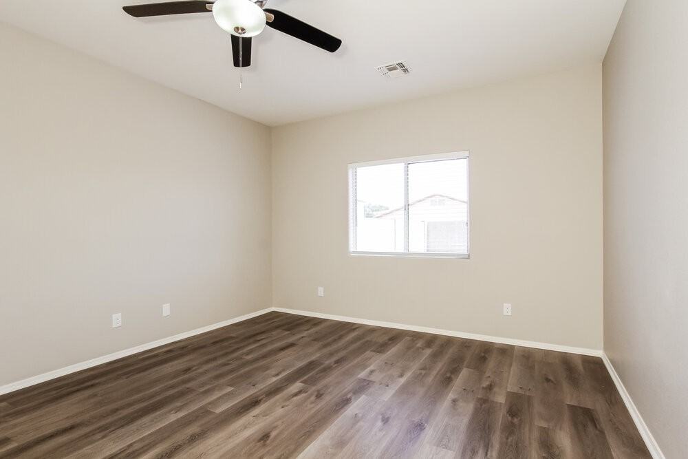 7397 W Solano Dr N - Photo 7 of 16