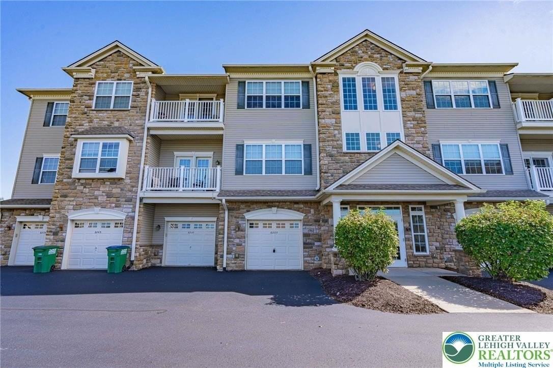 6885 Pioneer Dr - Photo 2 of 28