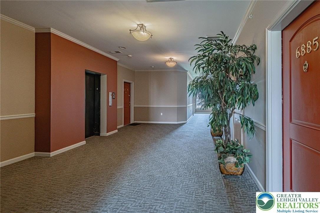 6885 Pioneer Dr - Photo 5 of 28