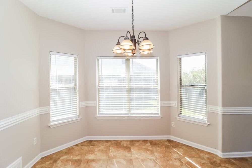 110 Birch Springs Dr - Photo 7 of 17