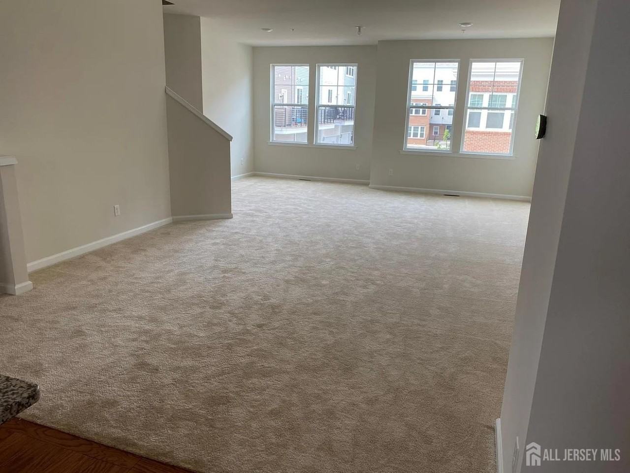 65 Cannon St - Photo 7 of 18